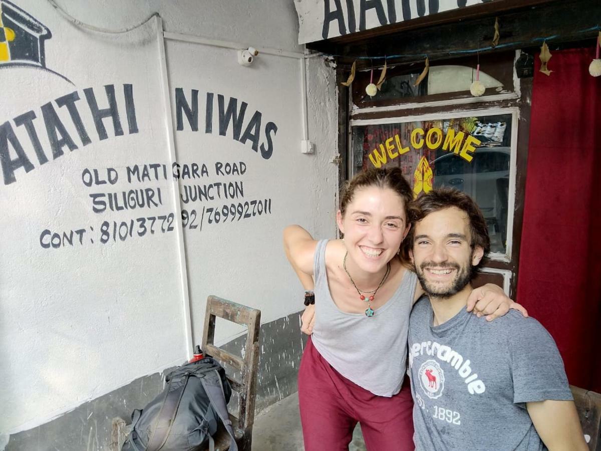 Atathi Niwas Guest House For Backpackers And Travellers Shiliguri Exterior foto