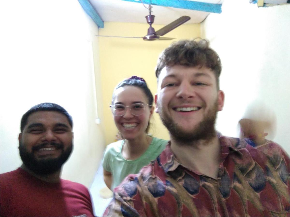 Atathi Niwas Guest House For Backpackers And Travellers Shiliguri Exterior foto